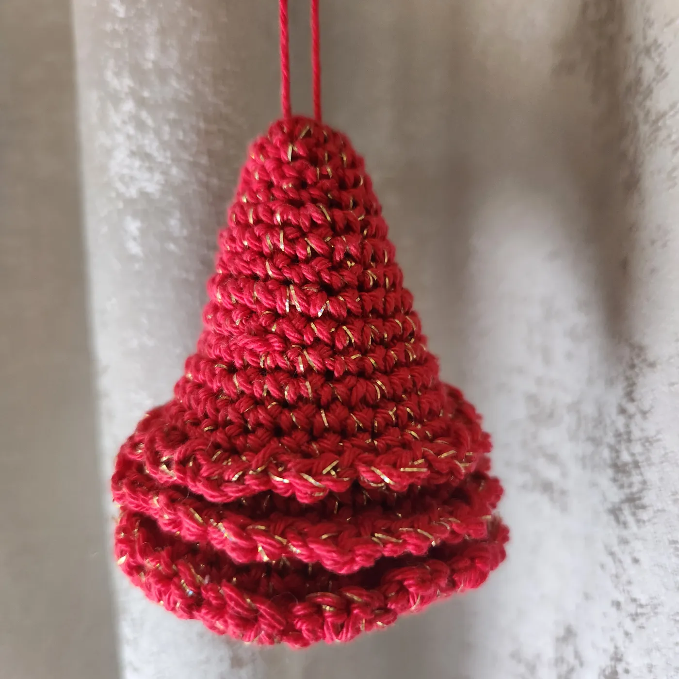 Tiered Tree Christmas Ornament Crochetpattern by Carol Hladik Designs |  gosadi