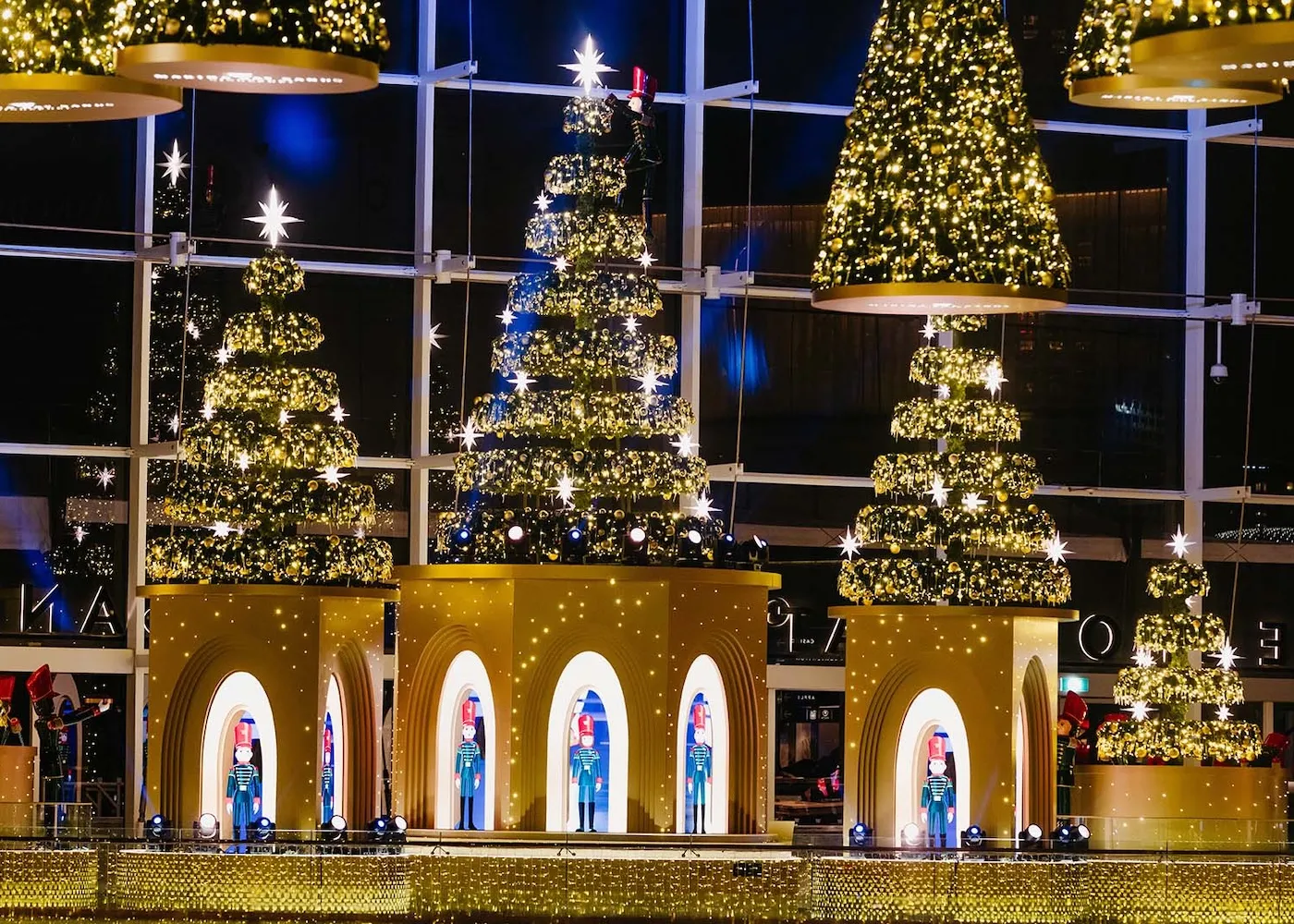 Top spots to see Christmas lights in Singapore 2025