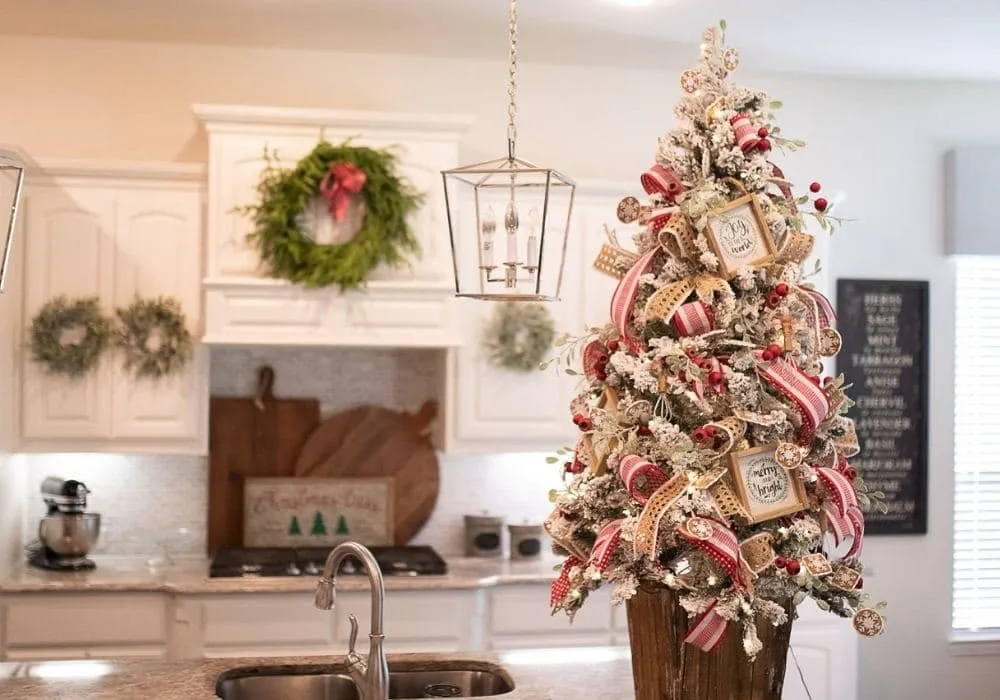 Touring Kristin's Christmas House Decor - Decorator's Warehouse