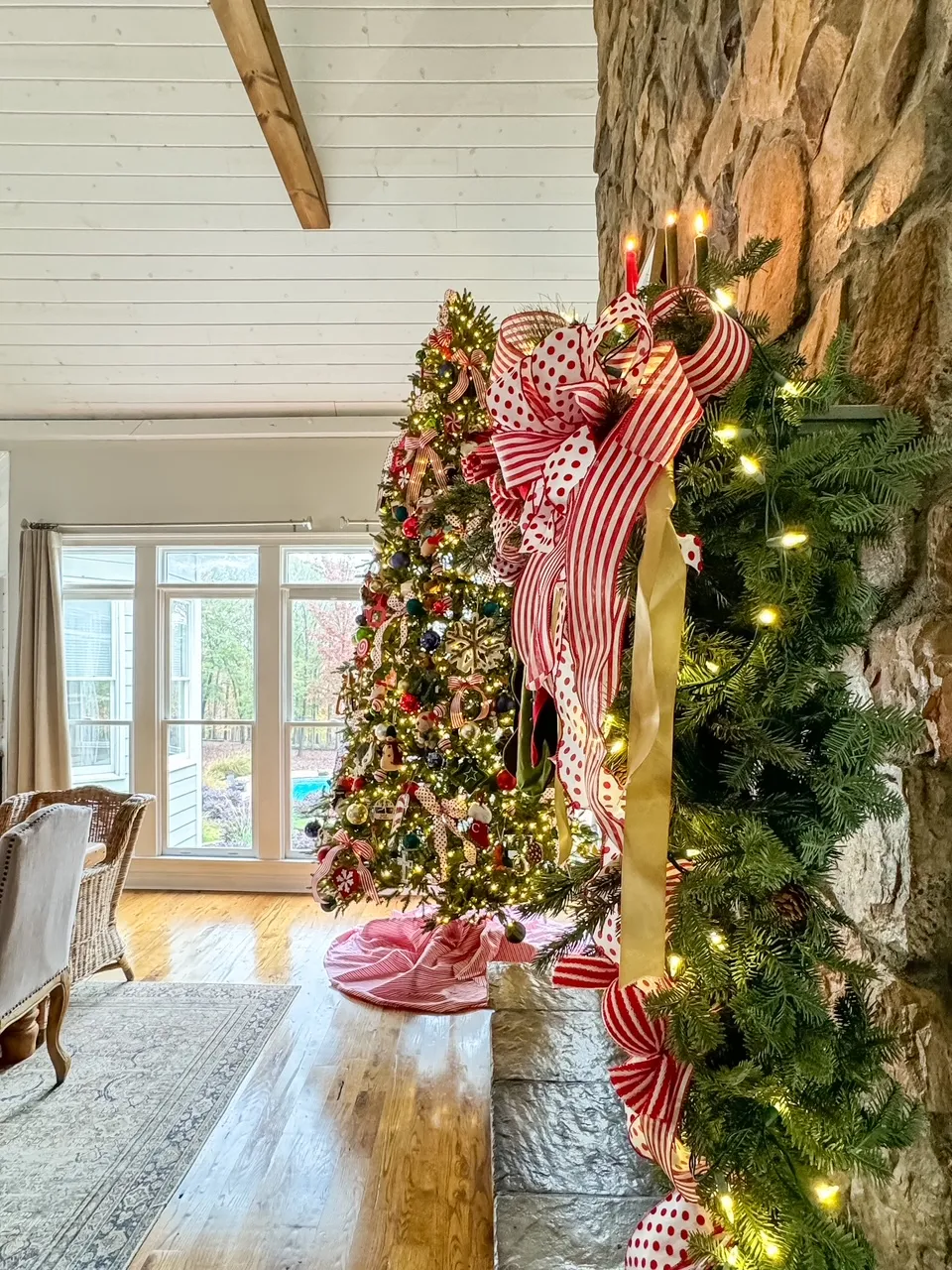 Traditional Holiday Tour 2024 - Duke Manor Farm by Laura Janning