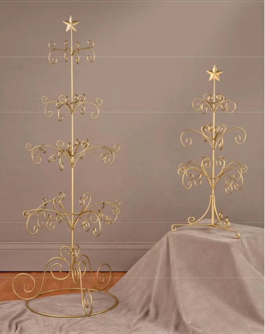 Two gold-colored wire, Elegant and luxurious, Christmas décor, Christmas trees with stars on