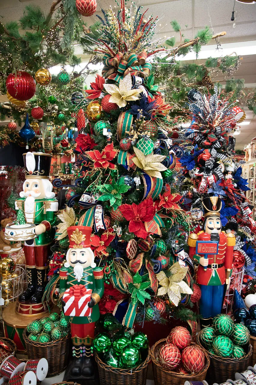 Using Shatterproof Ornaments in Your Whimsical Christmas Tree and Garland -  Decorator's Warehouse
