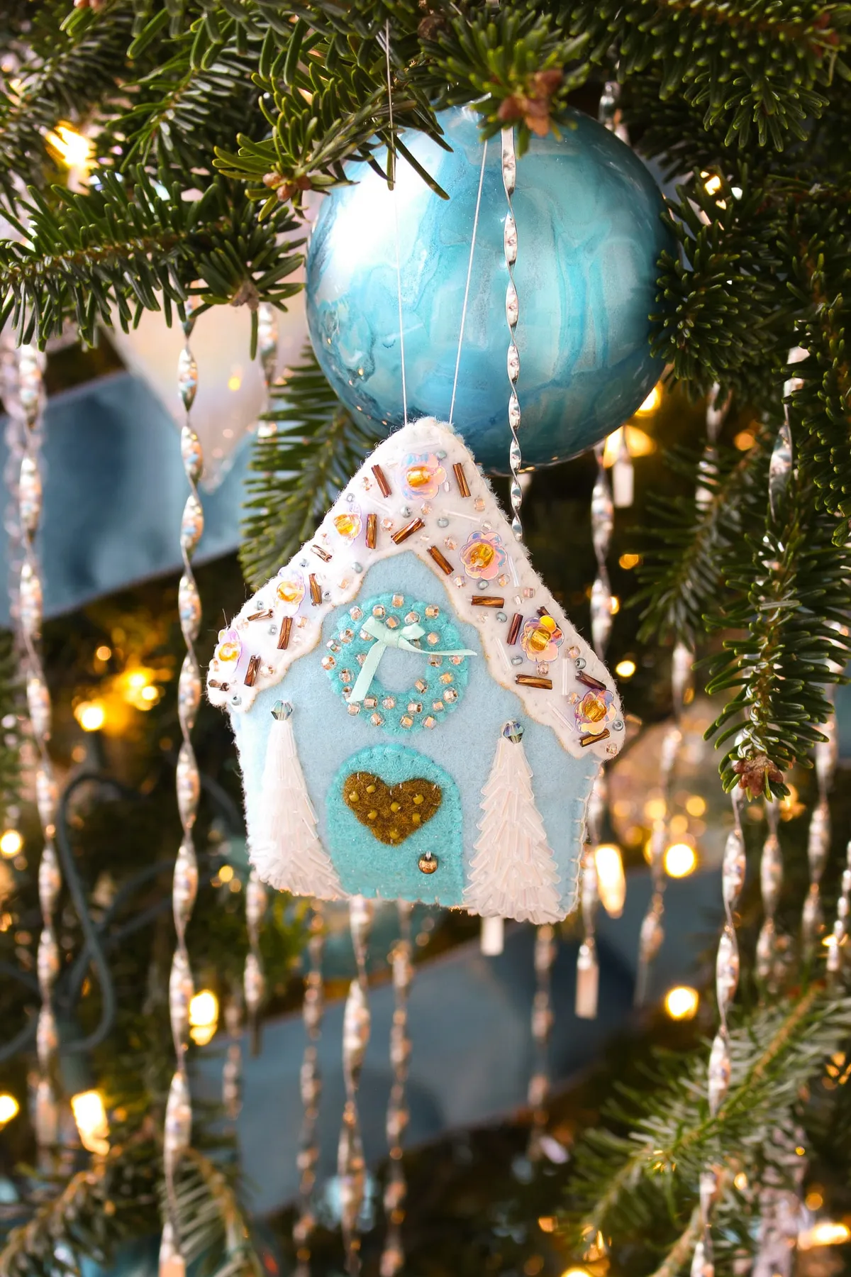 Victorian Tin Tinsel Christmas Tree Decoration | Dans le Lakehouse