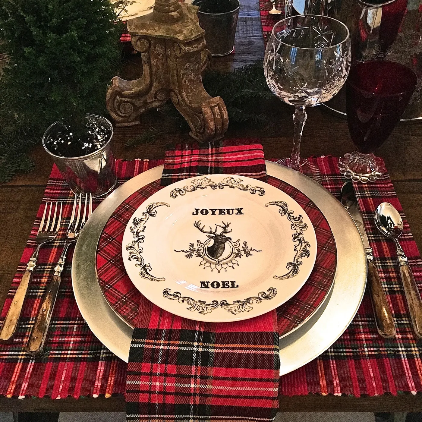 vignette design: A Tartan Christmas Table Redux