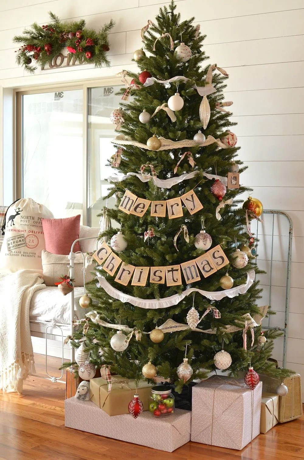 Vintage Farmhouse Christmas Tree Vintage Farmhouse Christmas Tree Sarah Joy