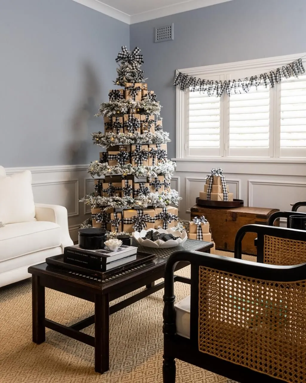 What are Environmentally Friendly Alternatives to Christmas Trees? – Holiday Celebration Trees