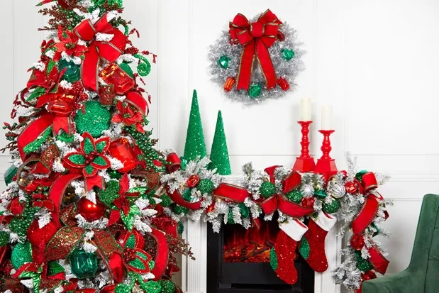 What Makes Decorator's Warehouse Christmas Decorations So Popular? - Decorator's Warehouse