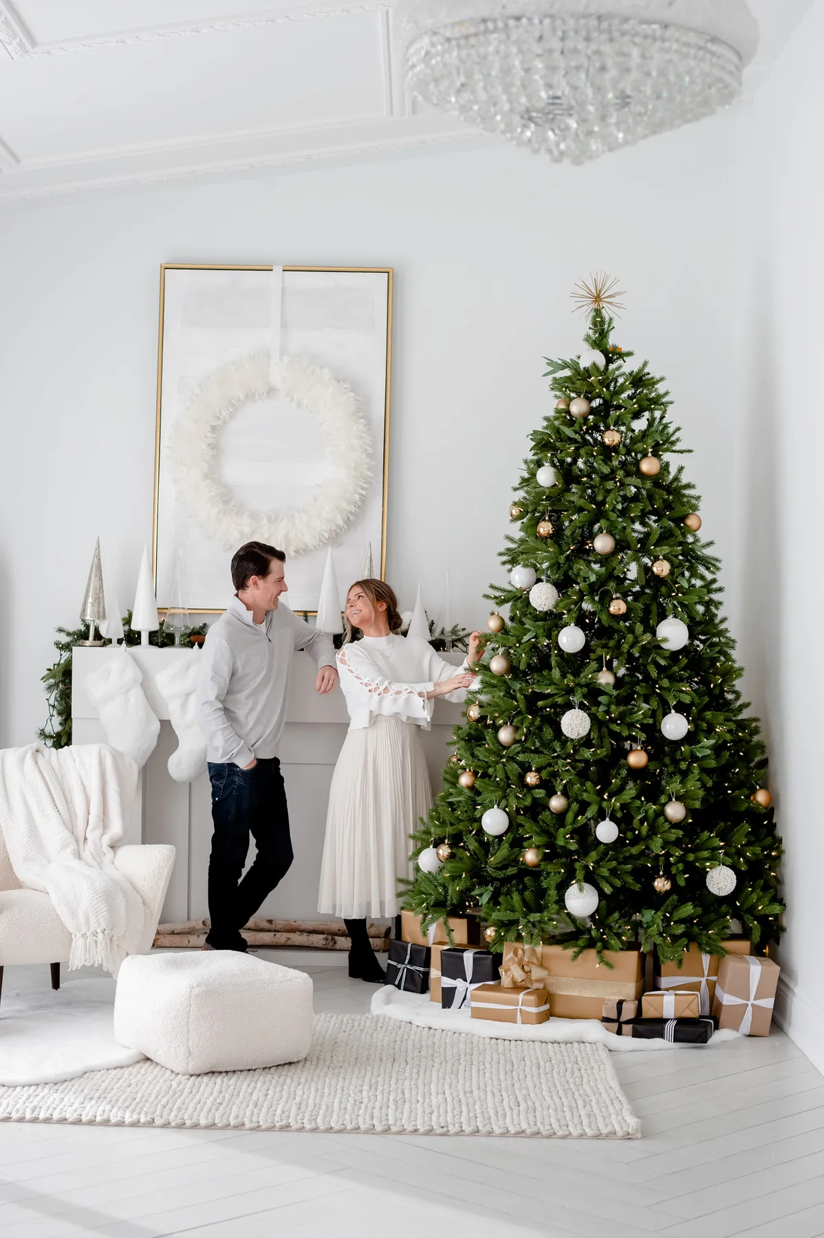 White Loft's Modern Holiday — Winter 2021 - Mint Room Studios