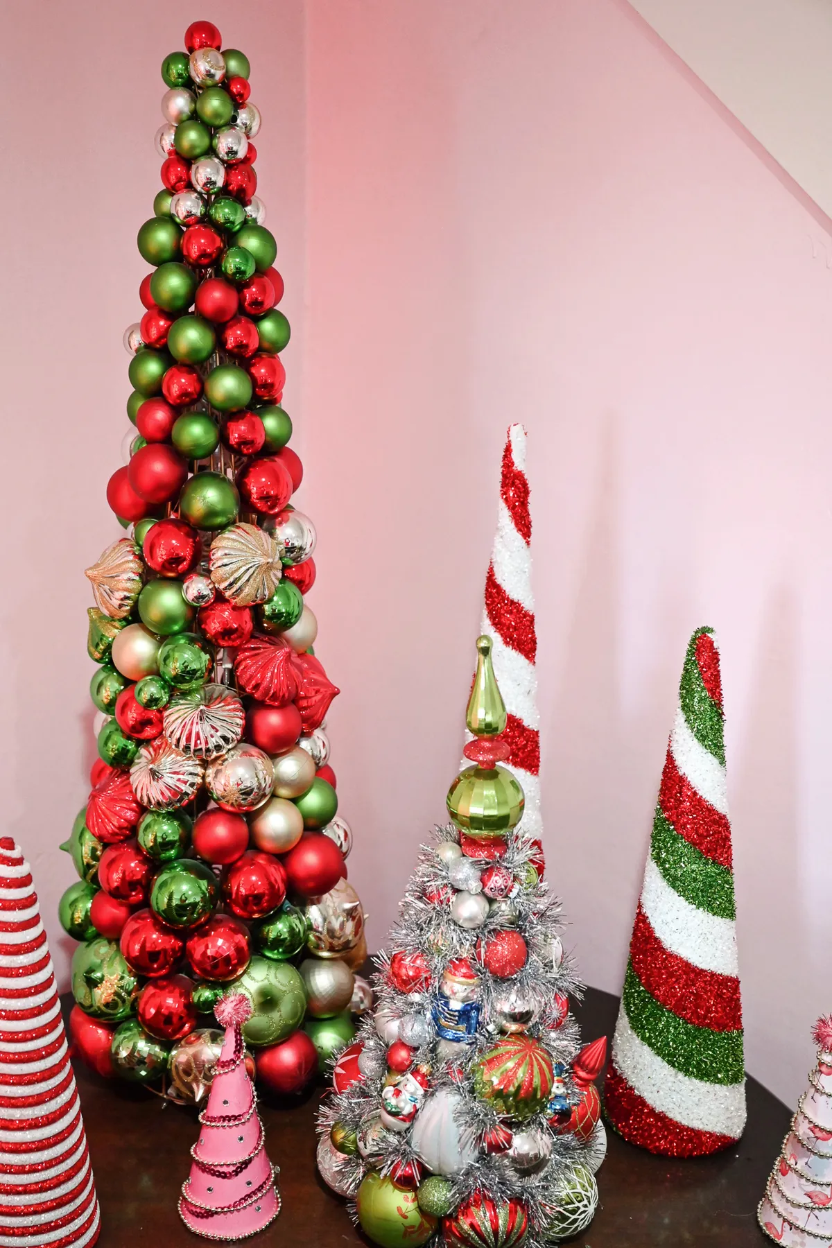 WHOVILLE Holiday Home Tour - With Wonder and Whimsy