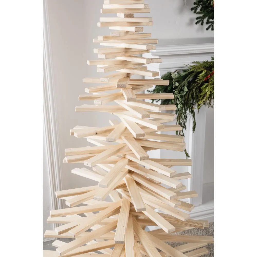 Wooden Christmas Tree | TheCreatorsFair